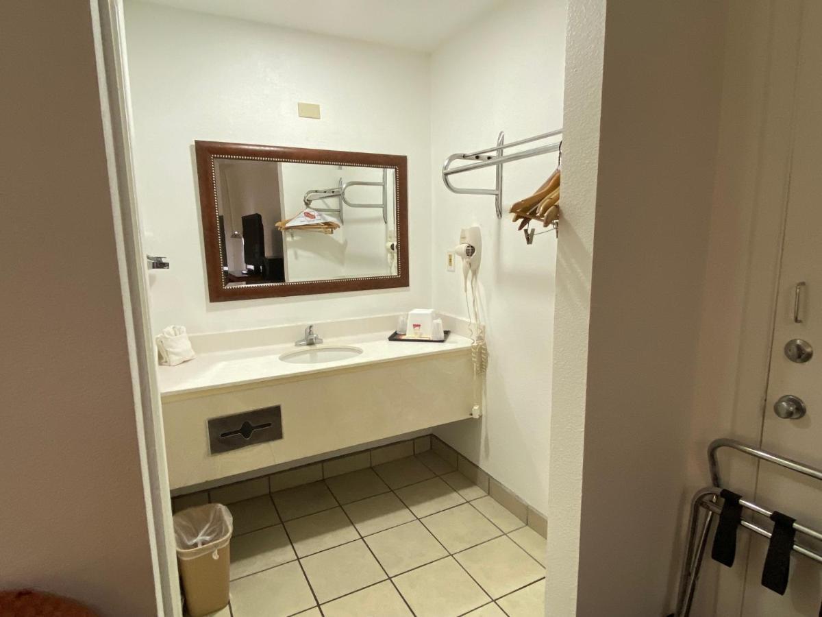 Desert Sands Inn & Suites 阿尔伯克基 外观 照片