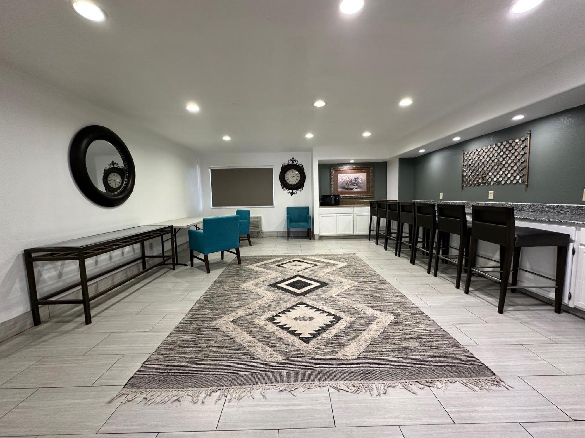 Desert Sands Inn & Suites 阿尔伯克基 外观 照片