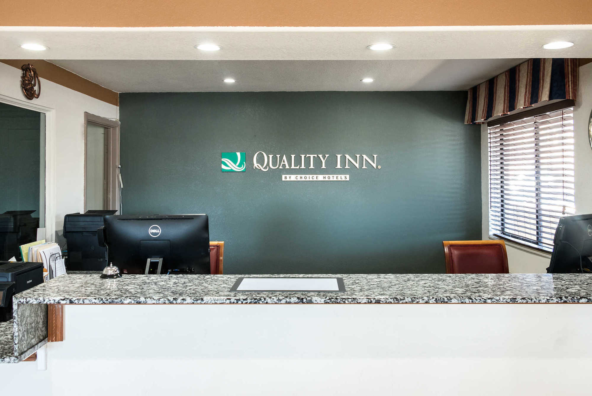Desert Sands Inn & Suites 阿尔伯克基 内观 照片