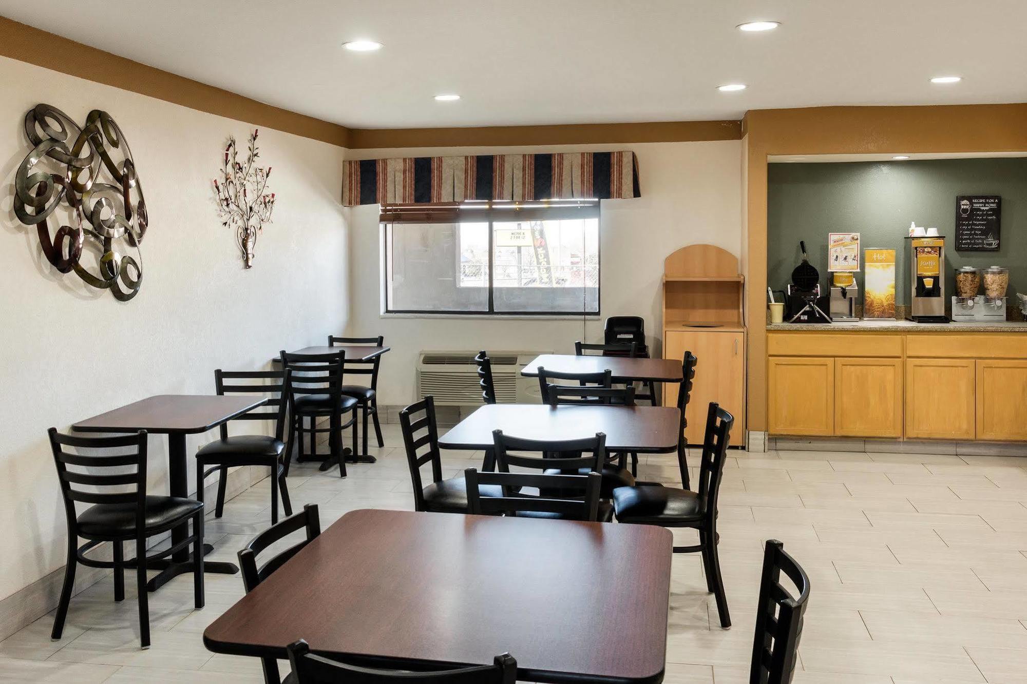 Desert Sands Inn & Suites 阿尔伯克基 外观 照片